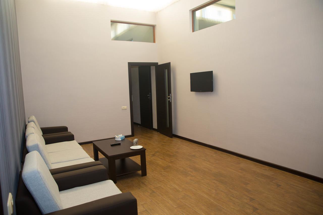 Eridana Hotel Yerevan Exterior photo